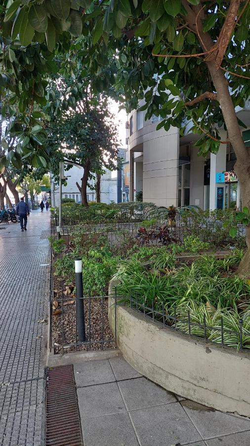 Petit Apartment En Avenida Belgrano Buenos Aires Zewnętrze zdjęcie